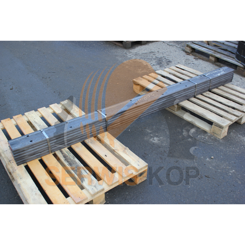 Лезвие подходит для CAT 2406x150x20-HB400 винтовые отверстия