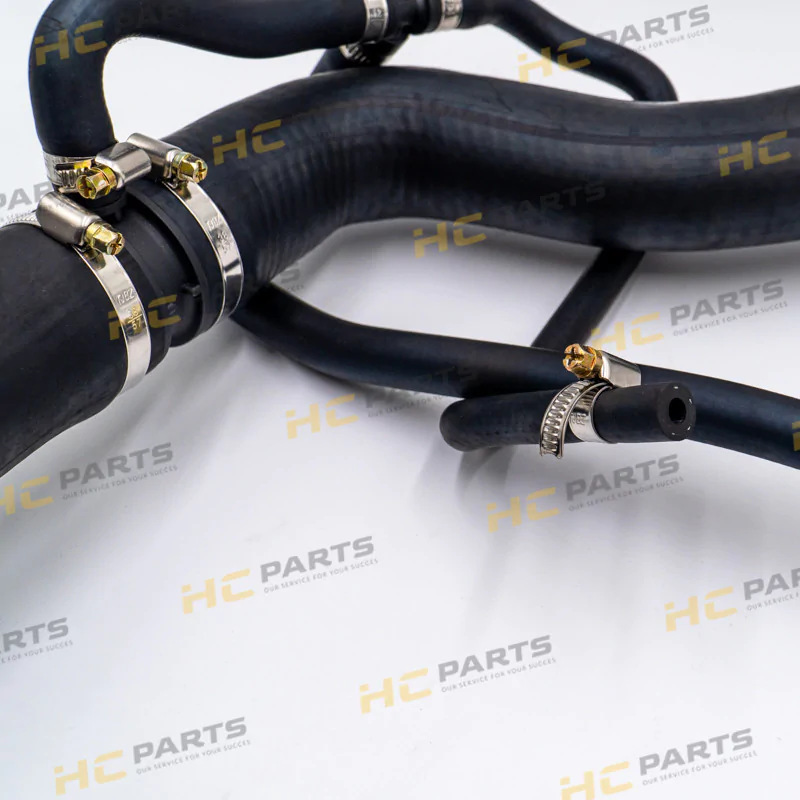 JCB Верхний патрубок радиатора - AZERI PARTS