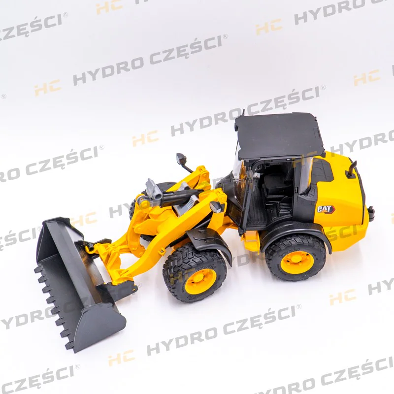 Передний колесный погрузчик CAT Model 908 1:16 - BRUDER