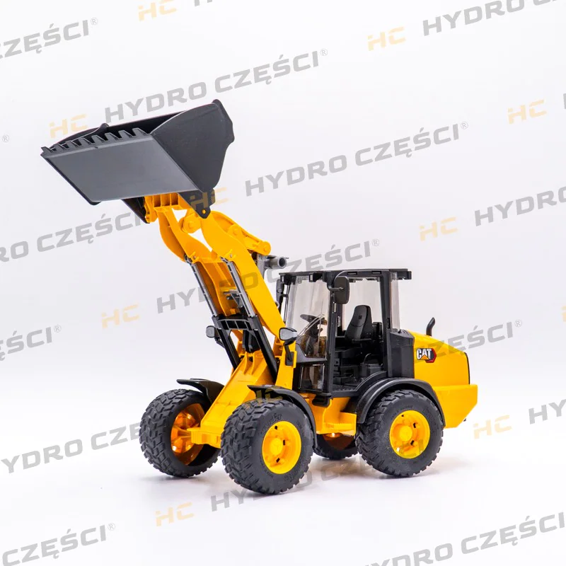 Передний колесный погрузчик CAT Model 908 1:16 - BRUDER