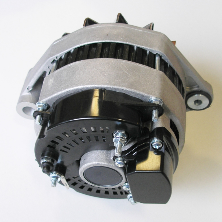 Генератор переменного тока Kubota KX41 - 14 В-40 А